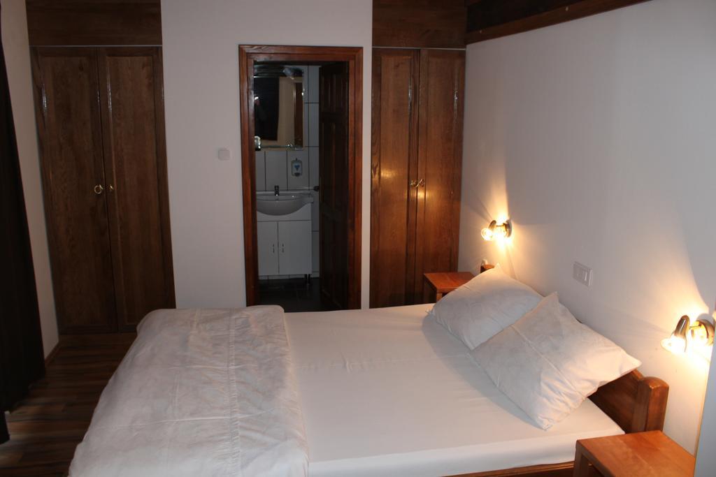 Guesthouse Rezekov Podrum Jastrebarsko Εξωτερικό φωτογραφία