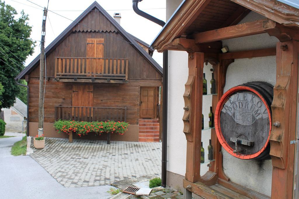 Guesthouse Rezekov Podrum Jastrebarsko Εξωτερικό φωτογραφία